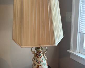 Vtg Decorative Lamp