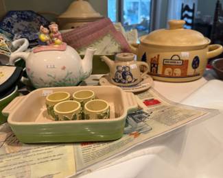 Napkin Rings, Casserole Dish, Ceramic Teapot