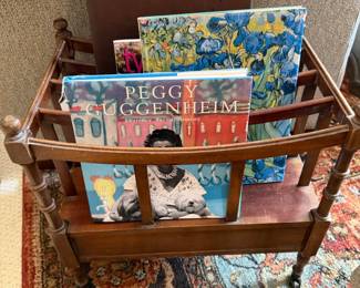 Book/magazine rack