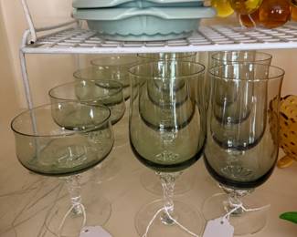 Sasaki dark green coronation set