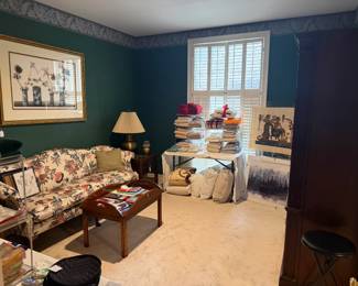 Linens are here!