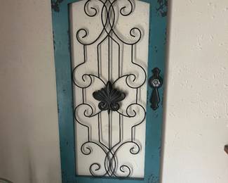 Decorations 