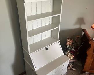 Decorative cabinet 