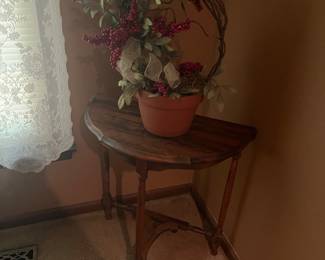 Side table and decorations. 