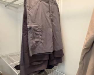Mens 36" waist shorts, very nice