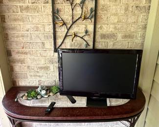 TV