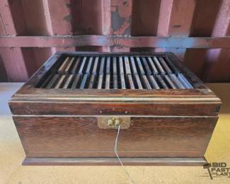 6042  Music Collection Box