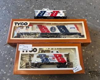 5034  3 Tyco Trains