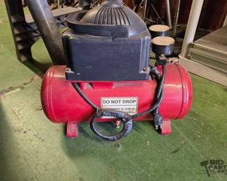6516  Oiless Air Compressor