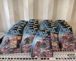 5022  Star Trek Auction Figures