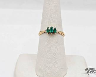 804  10kt Gold Ring with Diamonds and Jadeite 1.5g