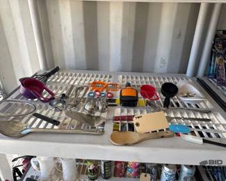 5004  Kitchen Utensils