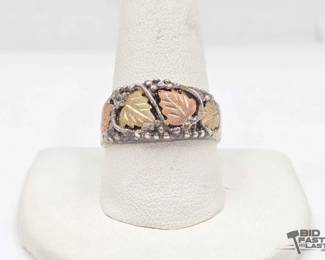 894  .925 Sterling Silver with Gold Leaves 4.9g