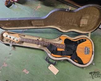 6058  Fender Music Master Bass