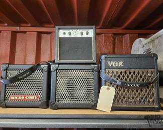 6038  4 Mini Guitar Amplifiers,