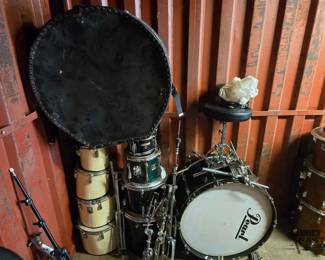 6500  Drumming Kits
