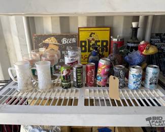 5006  Cups, Cans, Signs, and Decorations