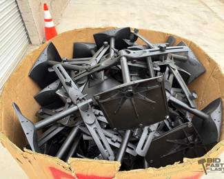 2626  60 Monitor Stands