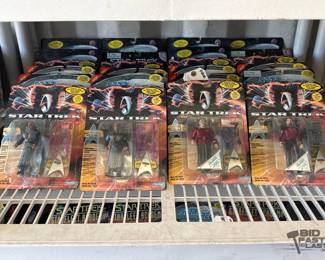 5026  Star Trek Auction Figures