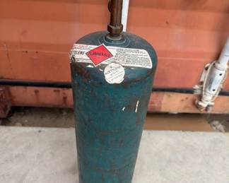 5001  Acetylene Tank