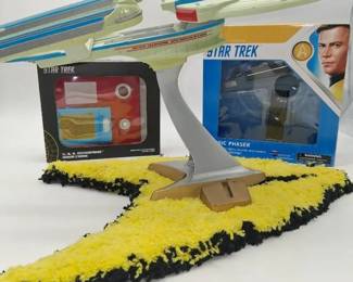 Star Trek Collectibles  Hand Made Rug, Enterprise Replica , Door Chime And Phaser