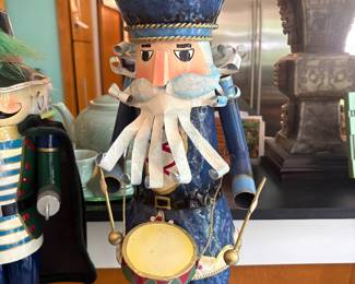 Tin 24” drummer
