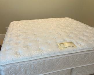 Simmons Beautyrest king size mattress