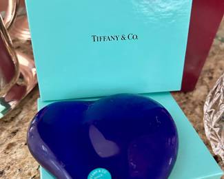 Tiffany heart paperweight