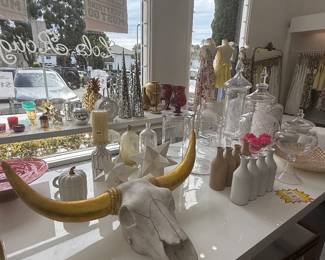 Home decor, Furniture and fixtures 50% off