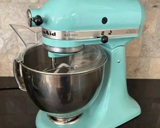  04 KitchenAid Artisan Stand Mixer 5 qt