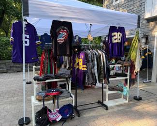 Men’s clothing & jerseys