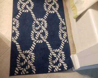 Area rug