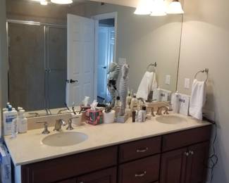 Double bath vanity; vanity lights; mirror