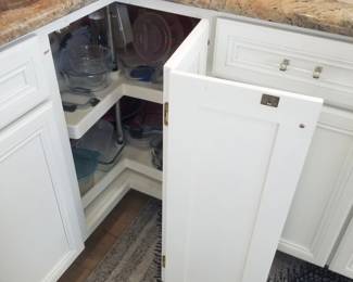 Kitchen feature: lazy Susan. Storage ware & serving ware