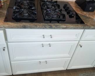 Frigidaire 4-burner gas cooktop