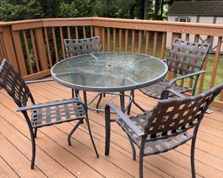 Deck table and chair set