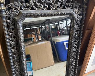 Decorative mirror