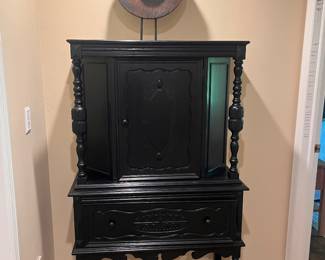 Antique hutch