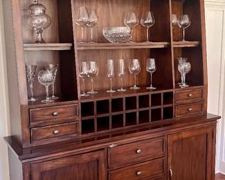 Ethan Allen dining hutch