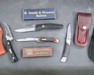 Vintage Modern Knife Collection Schrade, Buck, Smith Wesson