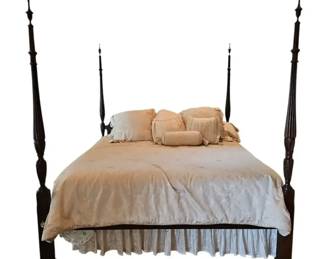 Hickory Chair Co. Historical James River Plantations Mahogany King Size Rice Carved FourPoster Bed