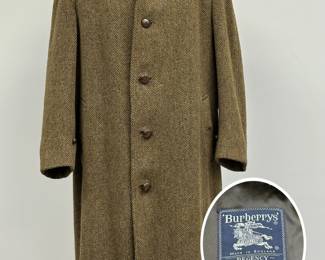 A vintage (pre-1990) Burberrys handwoven Irish tweed men's coat, made in England.