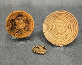 Miniature hand woven baskets and trays, size 1 inch to 3 inches; Native American Indigenous Peoples art and craftwork 