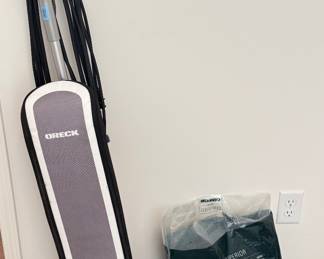 Oreck Elevate Conquer (UK30300) is a bagged upright vacuum featuring HEPA media filtration and a 35ft power cord