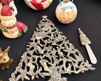 Metal Christmas tree trivit