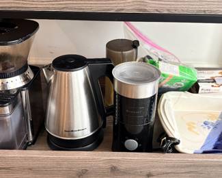 Coffee grinders and electric kettle