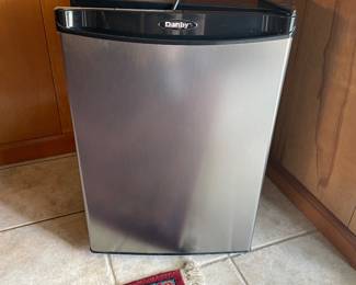 Small refrigerator