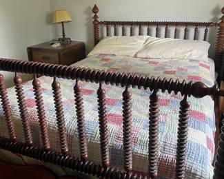 Very nice Jenny Lind Queen  bed