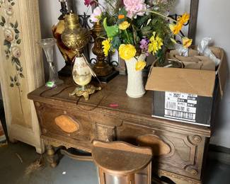 1920 dresser