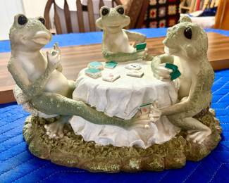 Resin frogs playing cards (Don't get caught doing this)